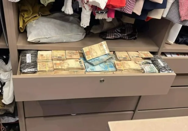 Dinheiro apreendido durante a Operação Overclean