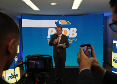 Diretório Nacional do PSDB aprova fusão com Podemos