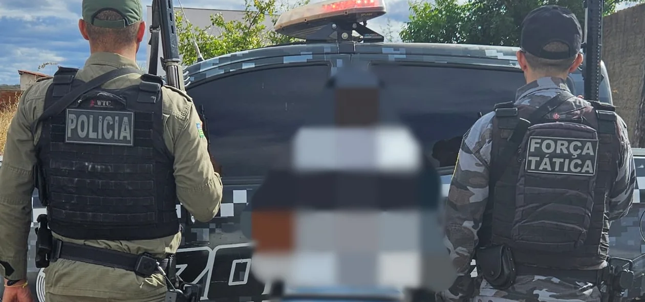 Dono da residência onde ocorriam as rinhas de galo foi conduzido à delegacia