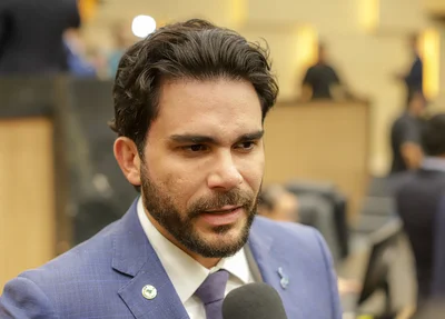 Dr. Marcus Vinicius