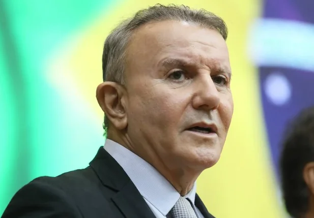 Eduardo Siqueira Campos, prefeito de Palmas