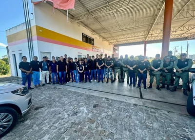 Equipes do Procon, IMEPI e Secretaria de Segurança Pública em Barras