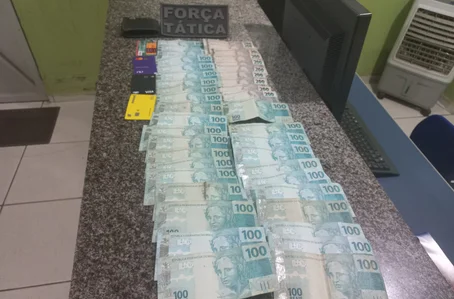 E.R.R., foi apreendido sob suspeita de furtar aproximadamente R$ 5 mil de um lava jato