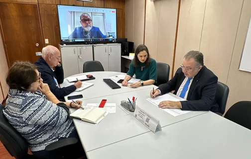 Florentino Neto busca apoio da SPU para acelerar regularização fundiária no litoral piauiense