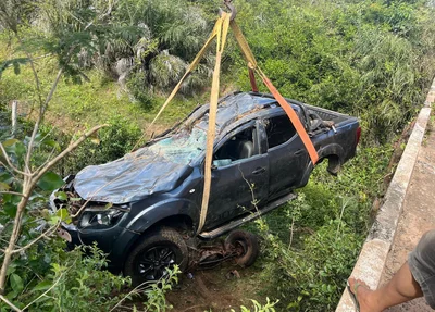 Frontier caiu da ponte na PI 111