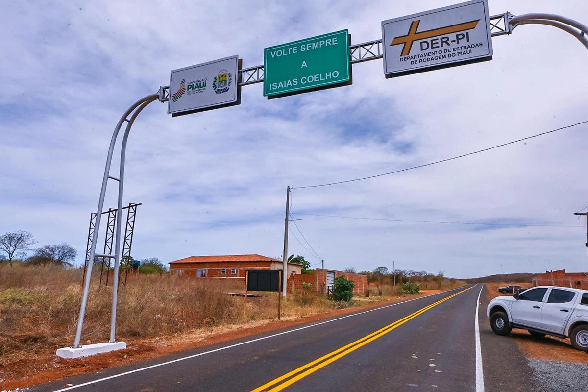 Inauguração da recuperação de 34 km da rodovia estadual PI 245