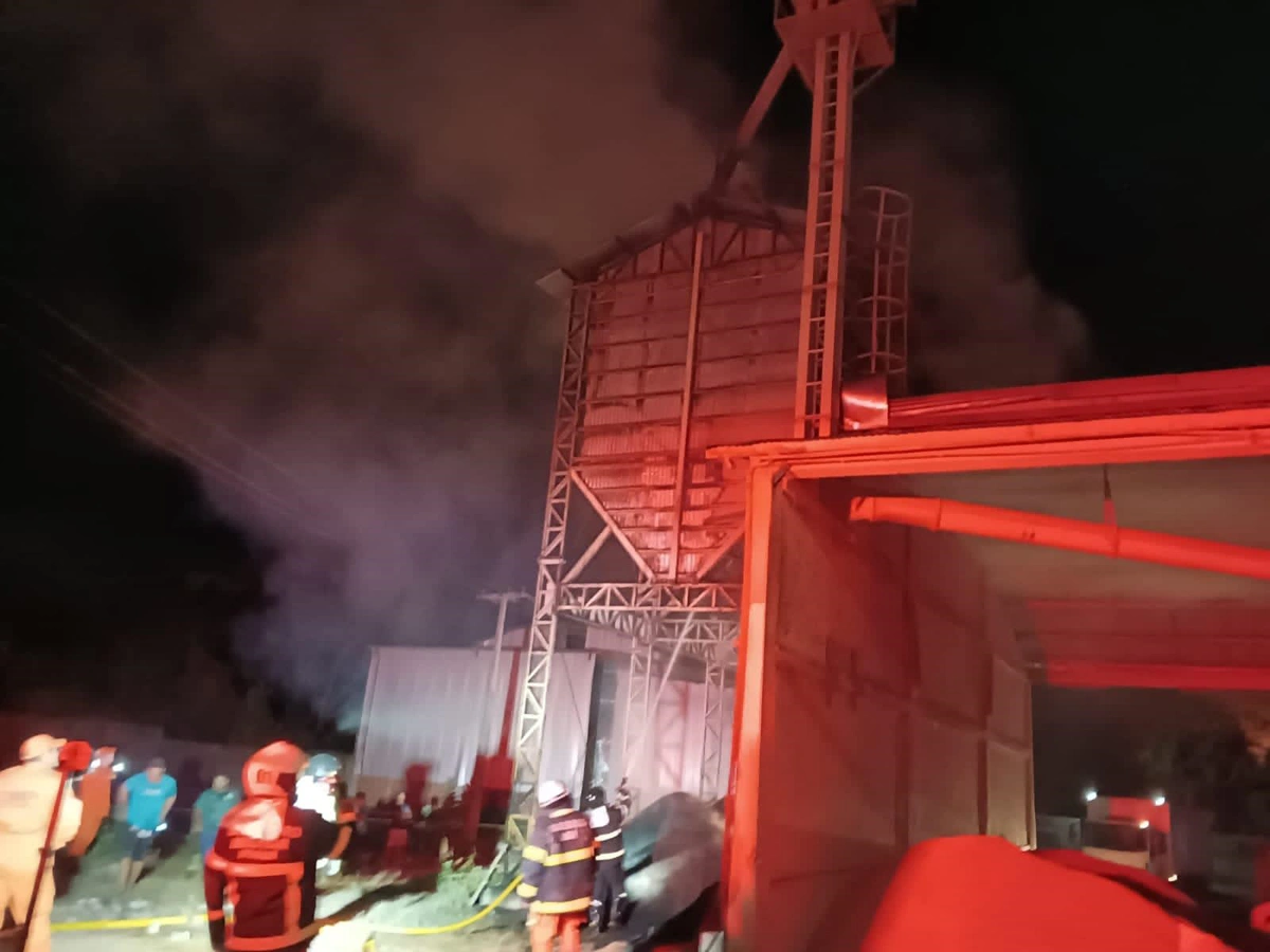 Incêndio em fábrica no Distrito Industrial