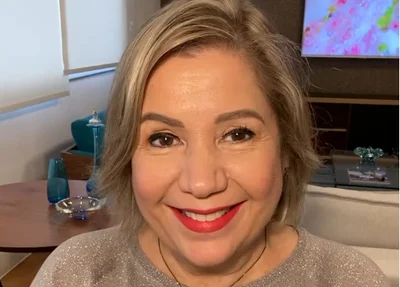 Jornalista Adriana Ramos