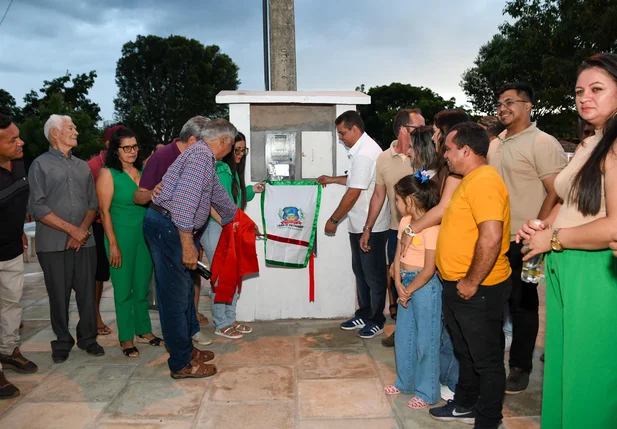 Lagoa de São Francisco inaugura praça