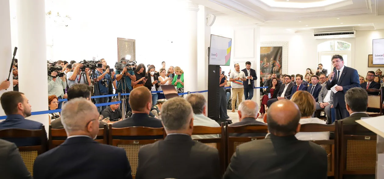 Lançamento da plataforma no Palácio de Karnak