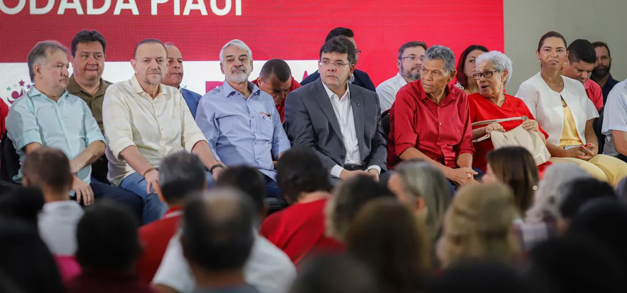 Lideranças do PT em evento