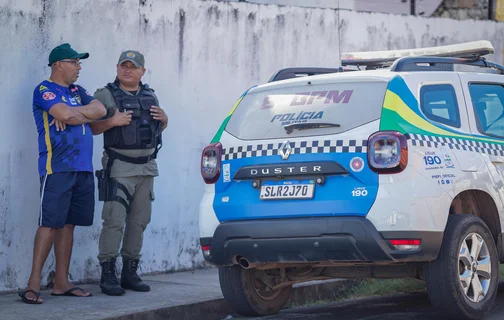 Local onde o corpo foi encontrado no esgoto no Dirceu