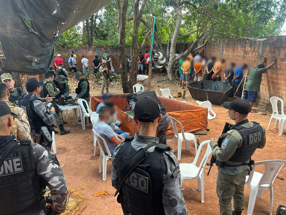 Mais de 40 pessoas foram conduzidas à Central de Flagrantes