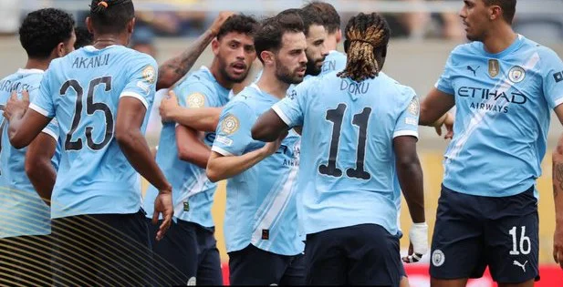 Manchester City goleia Juventus e avança para as oitava como líder no Mundial de Clubes