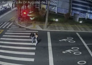 Motorista atropela e mata jovens que atravessavam faixa de pedestre em São Paulo