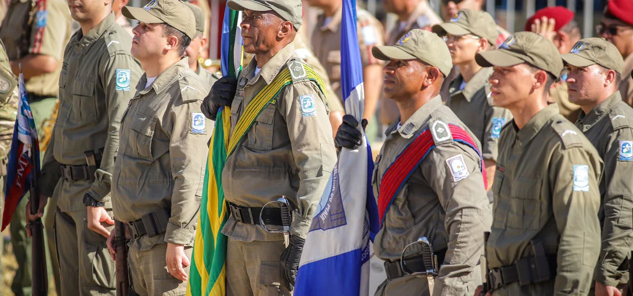 O evento marcou a promoção de policiais