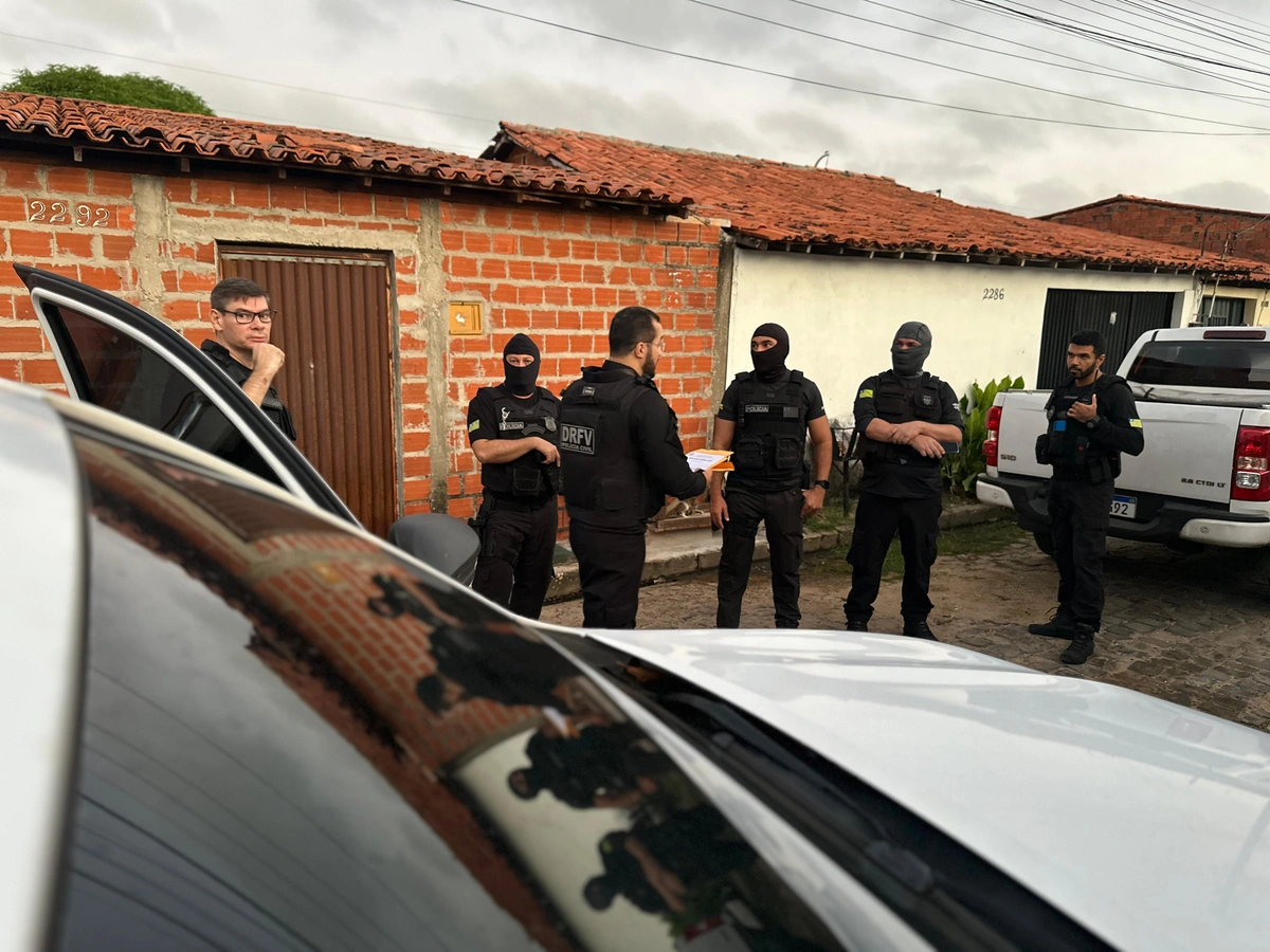 Operação contra quadrilha de roubos de veículos