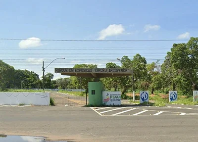 Parque de Exposições Dirceu Arcoverde