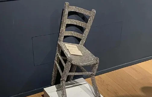 Peça “Van Gogh” danificada