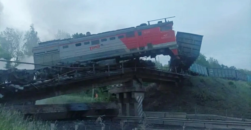 Ponte explodiu na Rússia