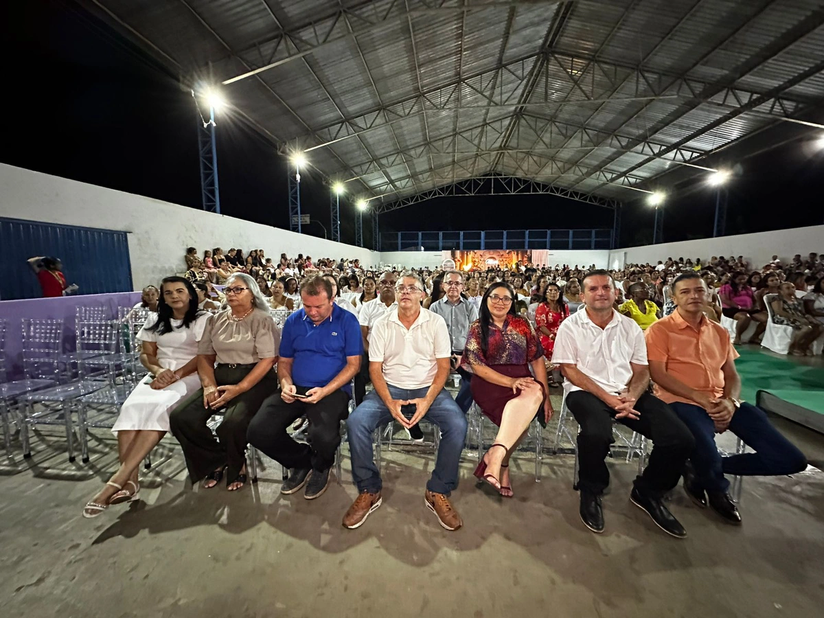 Prefeita Gerlane Cabral celebra o Dia das Mães com festa e sorteio de brindes em São Gonçalo do Piauí