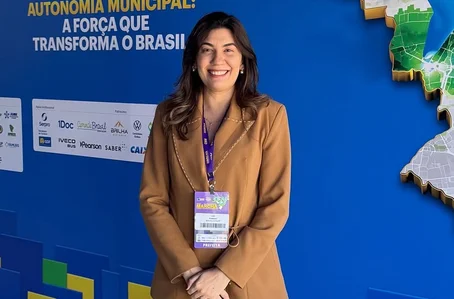 Prefeita Laís Barroso