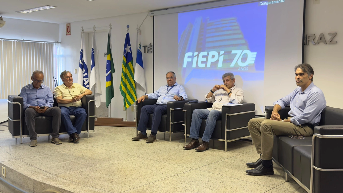 Presidente da FIEPI participa de evento