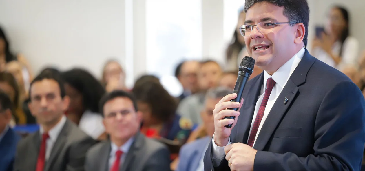 Rafael Fonteles anuncia concurso para SASC