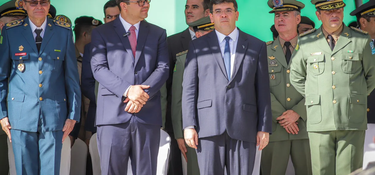 Rafael Fonteles celebra 190 anos da PM e promove 437 policiais