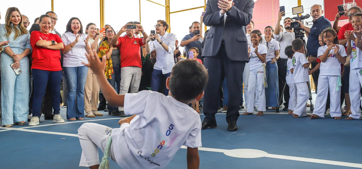 Rafael Fonteles inaugurou novo Centro Esportivo na Vila Irmã Dulce
