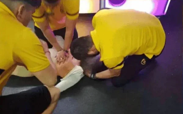 Reina Sabas, de 39 anos, morreu dentro de uma academia da rede Smart Fit