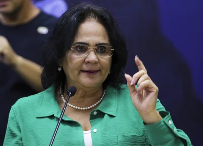 Senadora Damares Alves