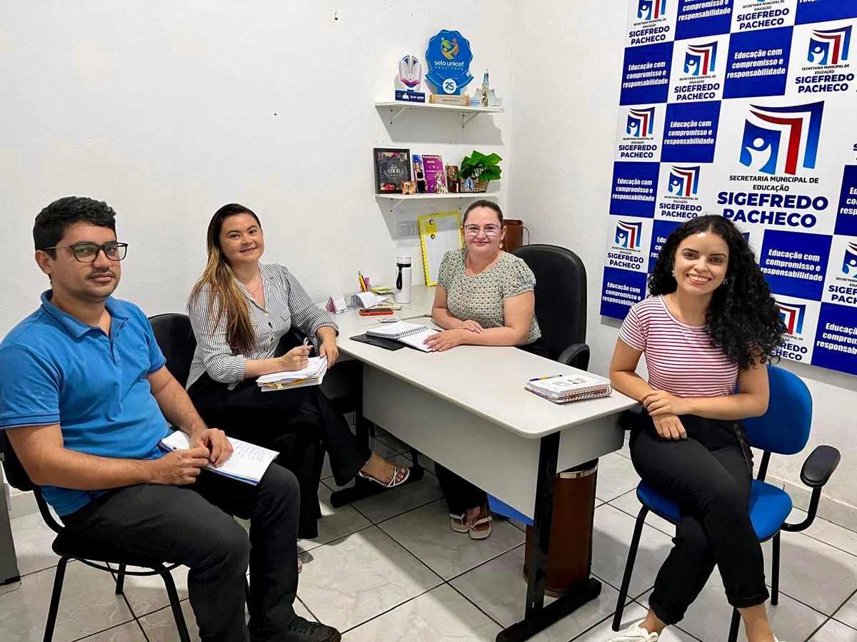 Sigefredo Pacheco implementa projeto de apoio educacional especializado