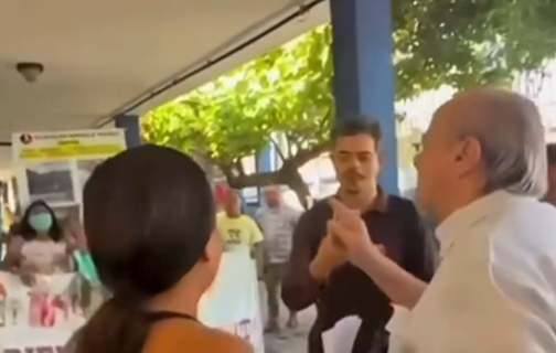 Sílvio Mendes discutindo com manifestantes