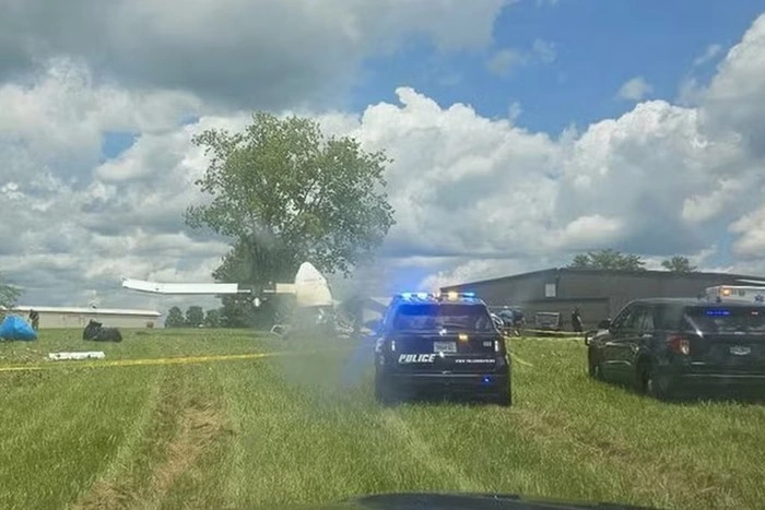 Um avião com pelo menos 16 pessoas a bordo caiu no Tennessee