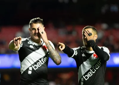 Vasco vence o São Paulo no Morumbi