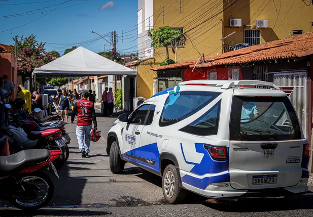 Velório acontece na casa do empresário