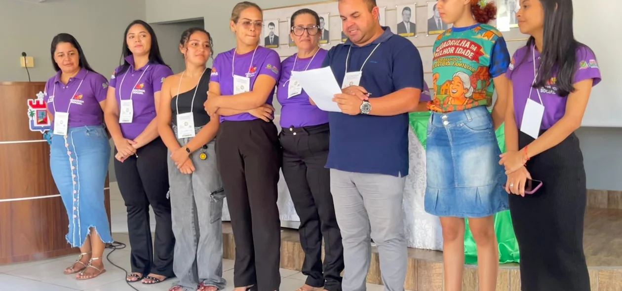 A conferência foi conduzida foi conduzido pelo conferencista Francisco Demontier