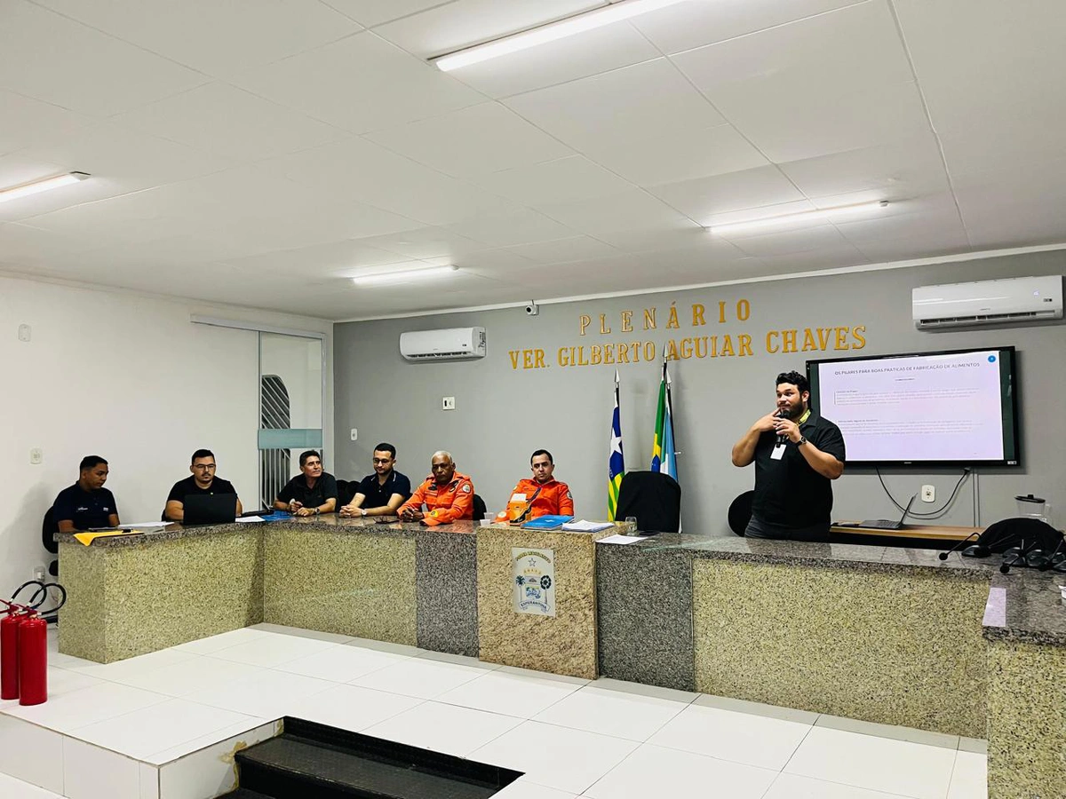 Ambulantes participam de oficina sobre boas práticas