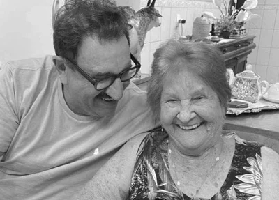 Apresentador Ratinho e sua mãe, Maria Talarico Massa