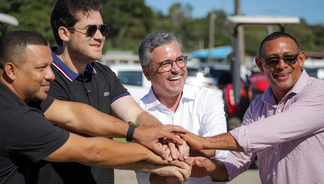 Autoridades presentes