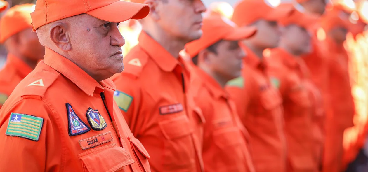 Bombeiros na cerimônia
