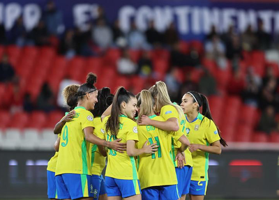 Brasil goleia Uruguai e avança à final da Copa América Feminina