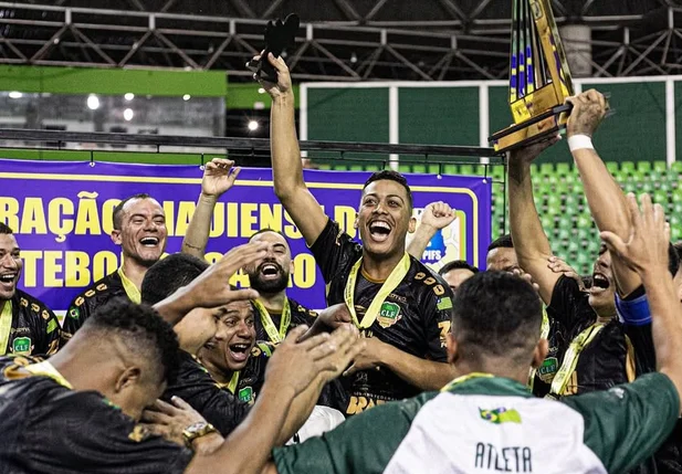 Campo Largo bate Atlético Piauiense e é bicampeão do Metropolitano de Futsal