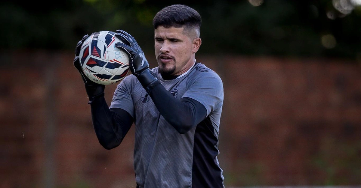 Careca, goleiro do Altos
