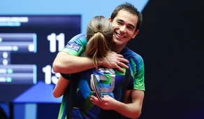 Casal Hugo Calderano e Bruna Takahashi são campeões do WTT da Argentina