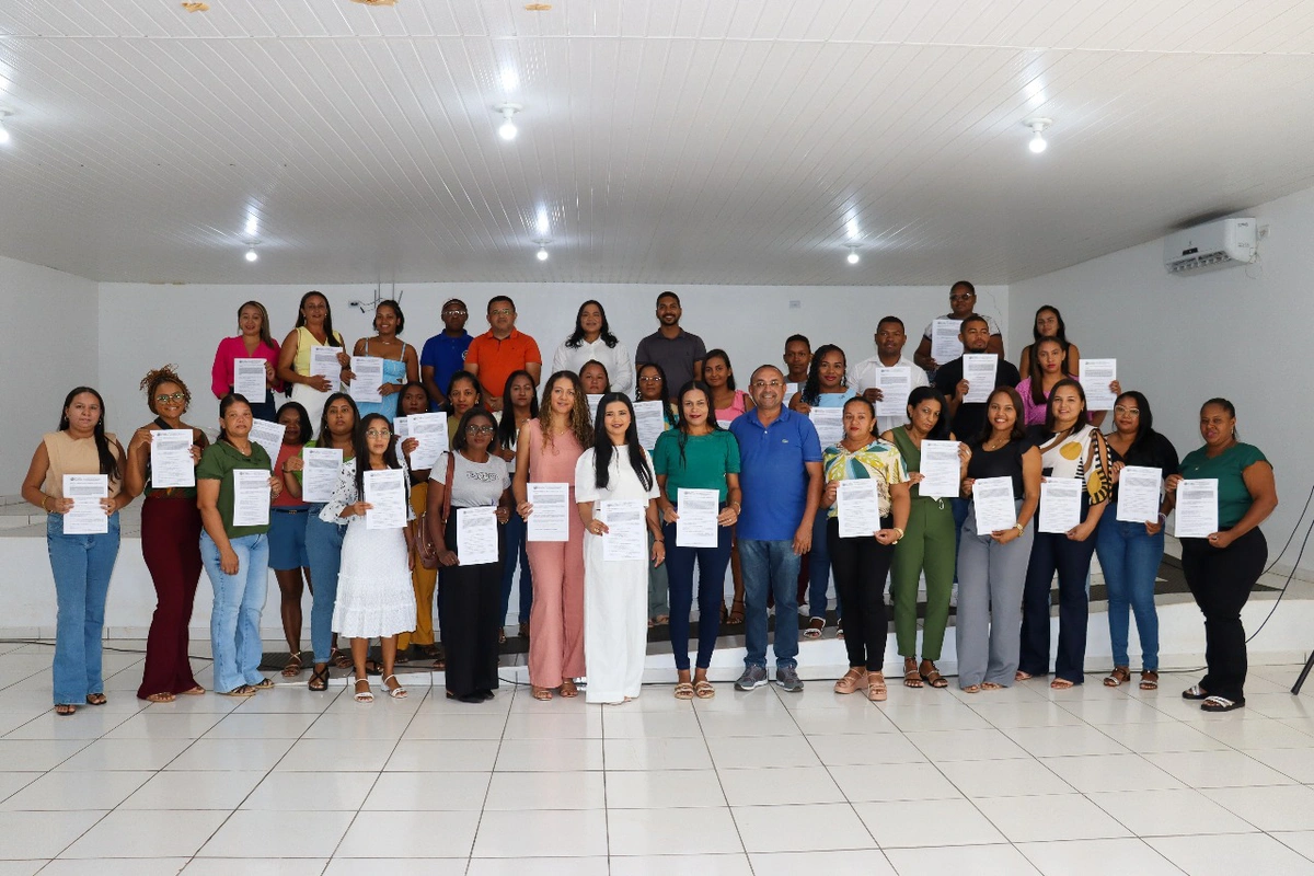 Cerimônia de posse dos aprovados em seletivo