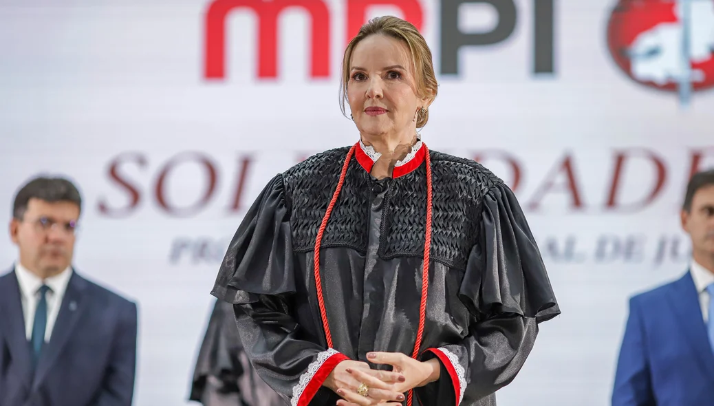 Cláudia Seabra toma posse como procuradora-geral de Justiça do Piauí