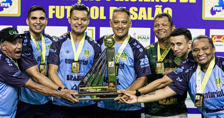 Clemilton Miranda e comissão técnica do Campo Largo