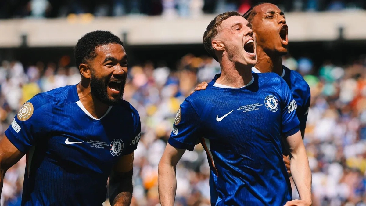 Cole Palmer comemora gol sobre o Chelsea no Mundial